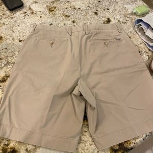Polo Ralph Lauren stretch classic fit chino khaki shorts size 33 Inseam is 9 in